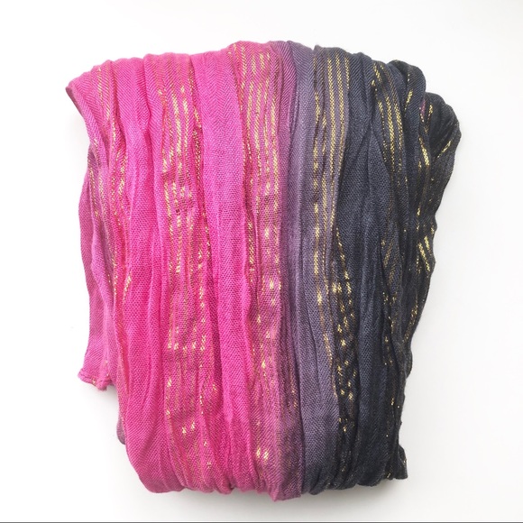 ๐ 3/$20 Colourful Festive Scarf - Picture 6 of 12